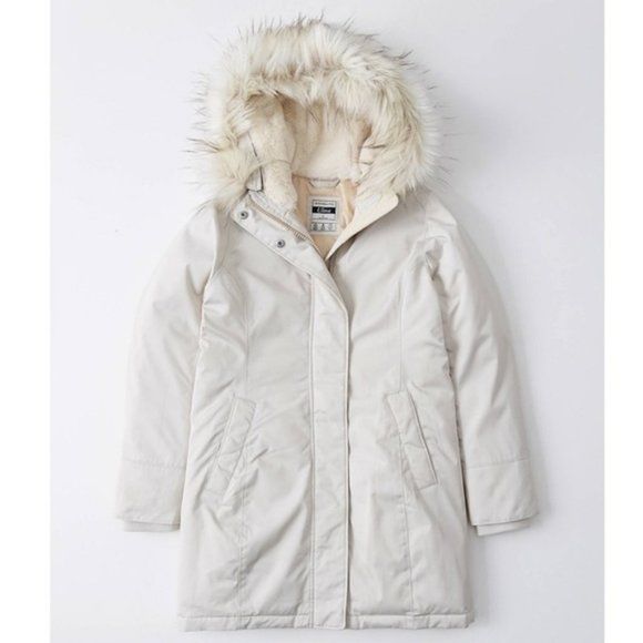 Abercrombie & Fitch Jackets & Blazers - A&F ULTRA TECH PARKA Cream
